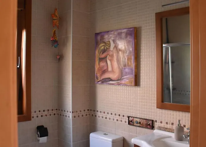 Pilgrim Os Agrinos * Oia