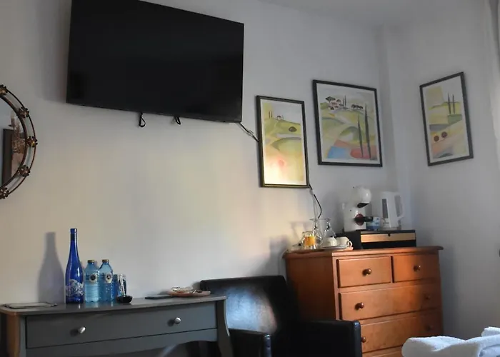 Pilgrim Os Agrinos Oia